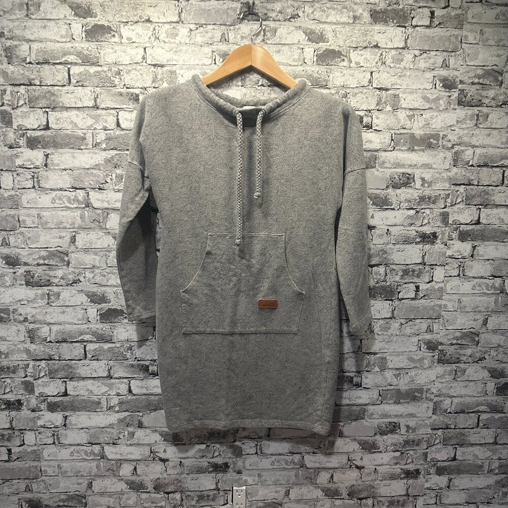 EUC Mi Mi Grey Sweater Women's Size 18